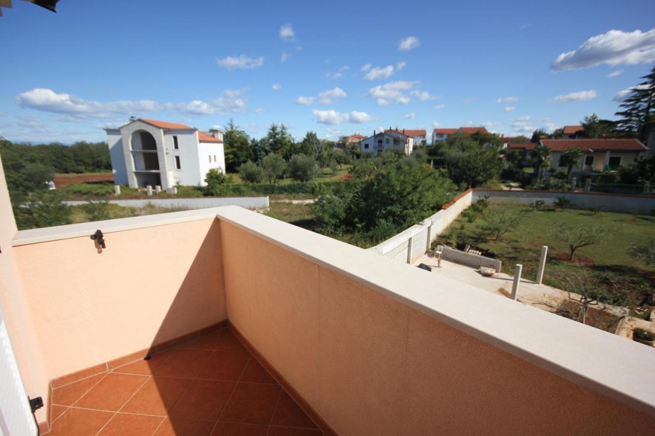Apartment Family Friendly With A Swimming Pool Basanija, Umag - 3402 Savudrija