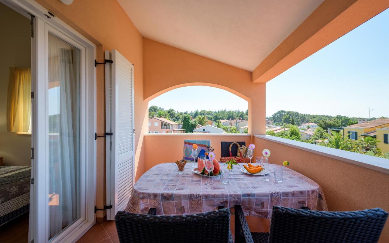 Family Friendly With A Swimming Pool Basanija, Umag - 3402 Savudrija