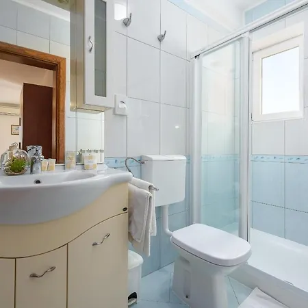 Family Friendly Apartments With A Swimming Pool Basanija, Umag - 3402 Savudrija Exterior photo
