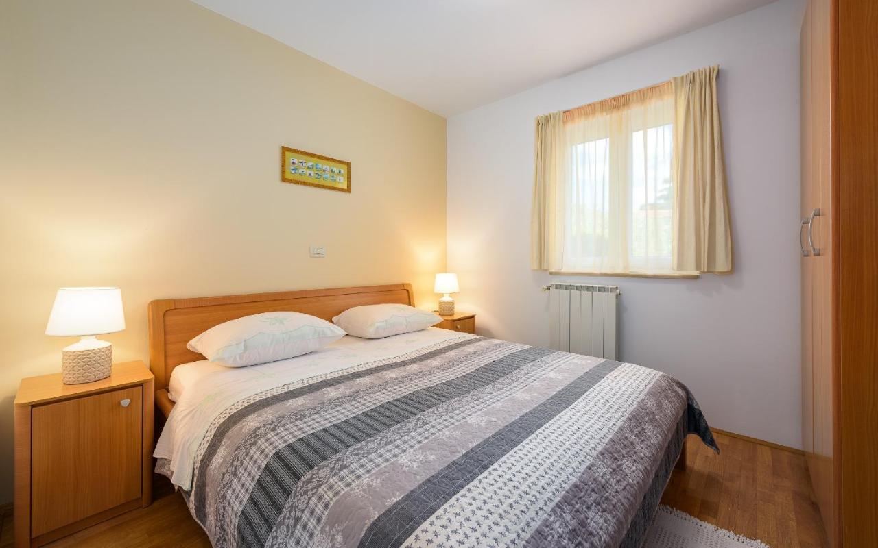 Family Friendly With A Swimming Pool Basanija, Umag - 3402 Savudrija